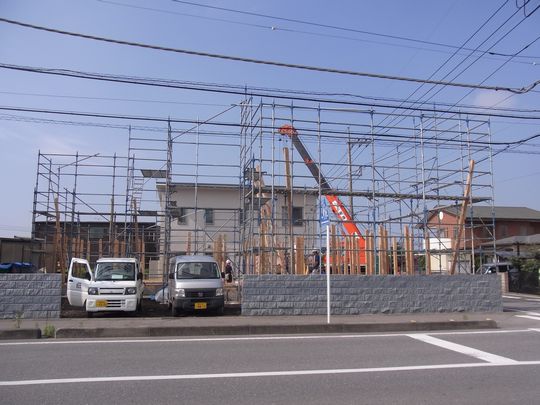 建て方．．．