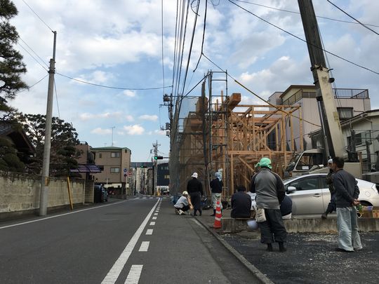 本日建て方．．．