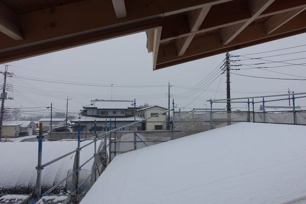 薄っすら雪化粧．．．