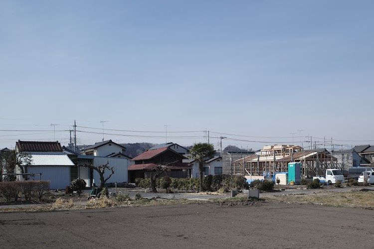 軒を深く出しますよ．．．